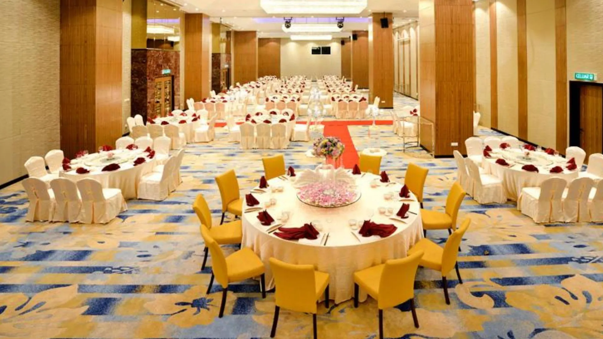 Lexis Suites Penang Bayan Lepas