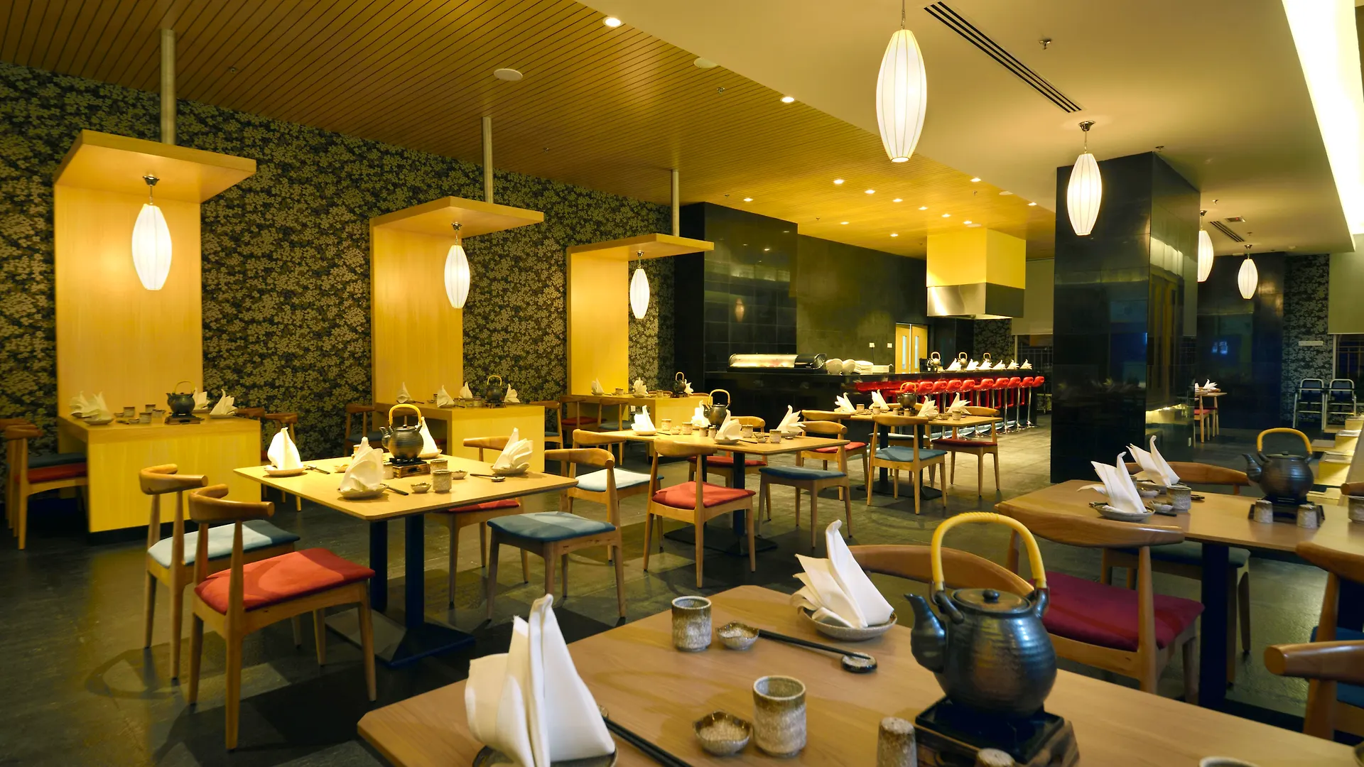 ***** Otel Lexis Suites Penang Bayan Lepas Malezya