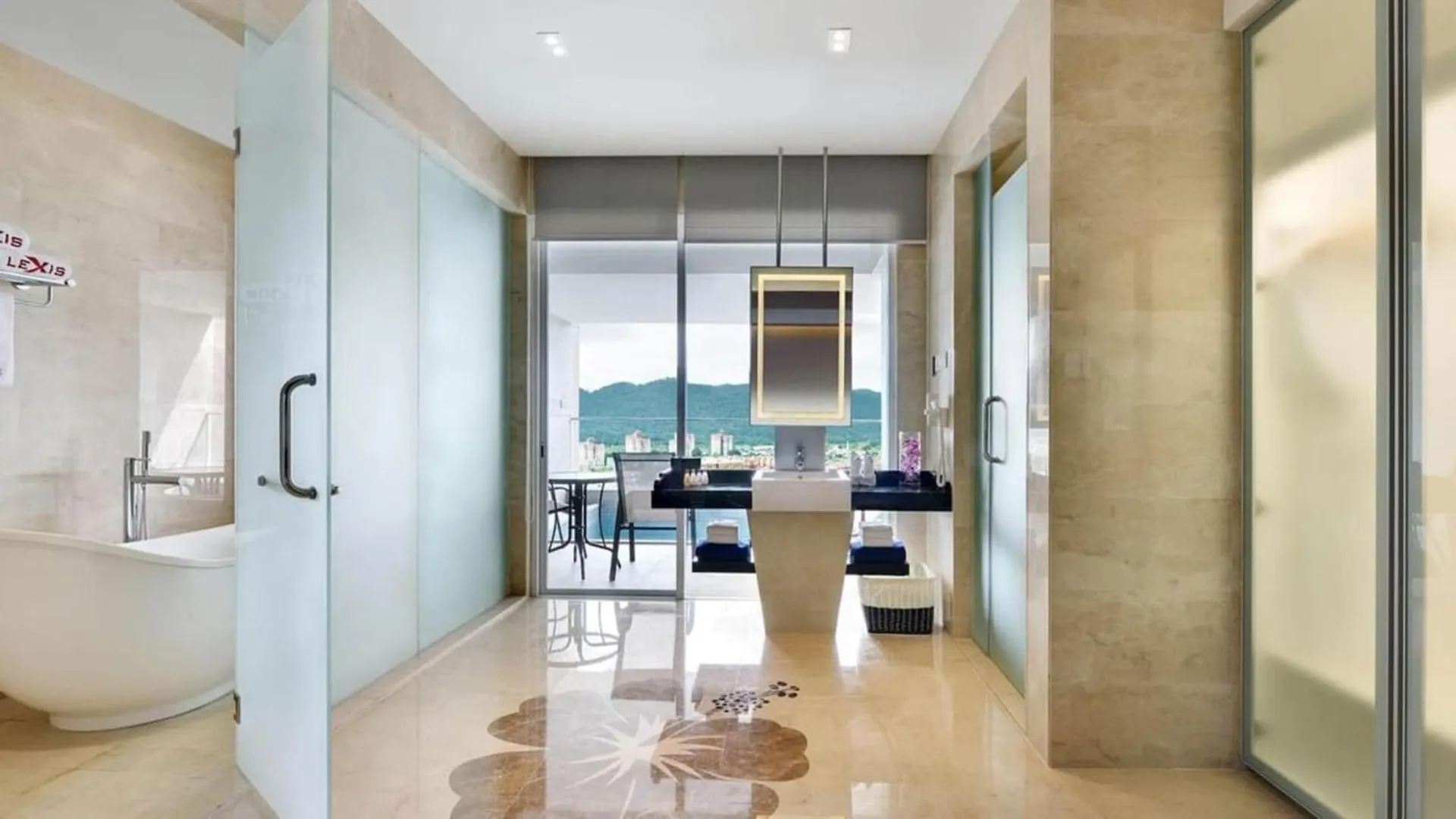 Lexis Suites Penang Bayan Lepas Hotel